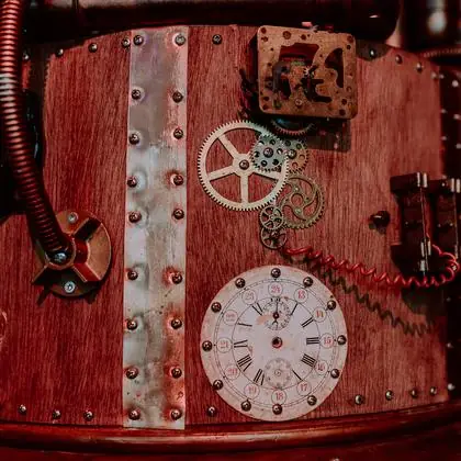 The geared vat and its clock